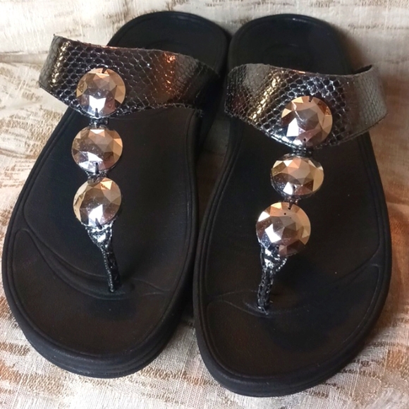 FITFLOPFitFlop Petra™ Toe-Thong Jewelled Sandals In Pewter Size 6 - Picture 5 of 12